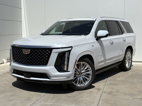 New 2026 Cadillac Escalade Luxury w/ Touring Package AWD/4WD image 2
