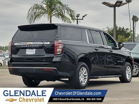 Used 2024 Chevrolet Suburban LT AWD/4WD image 11