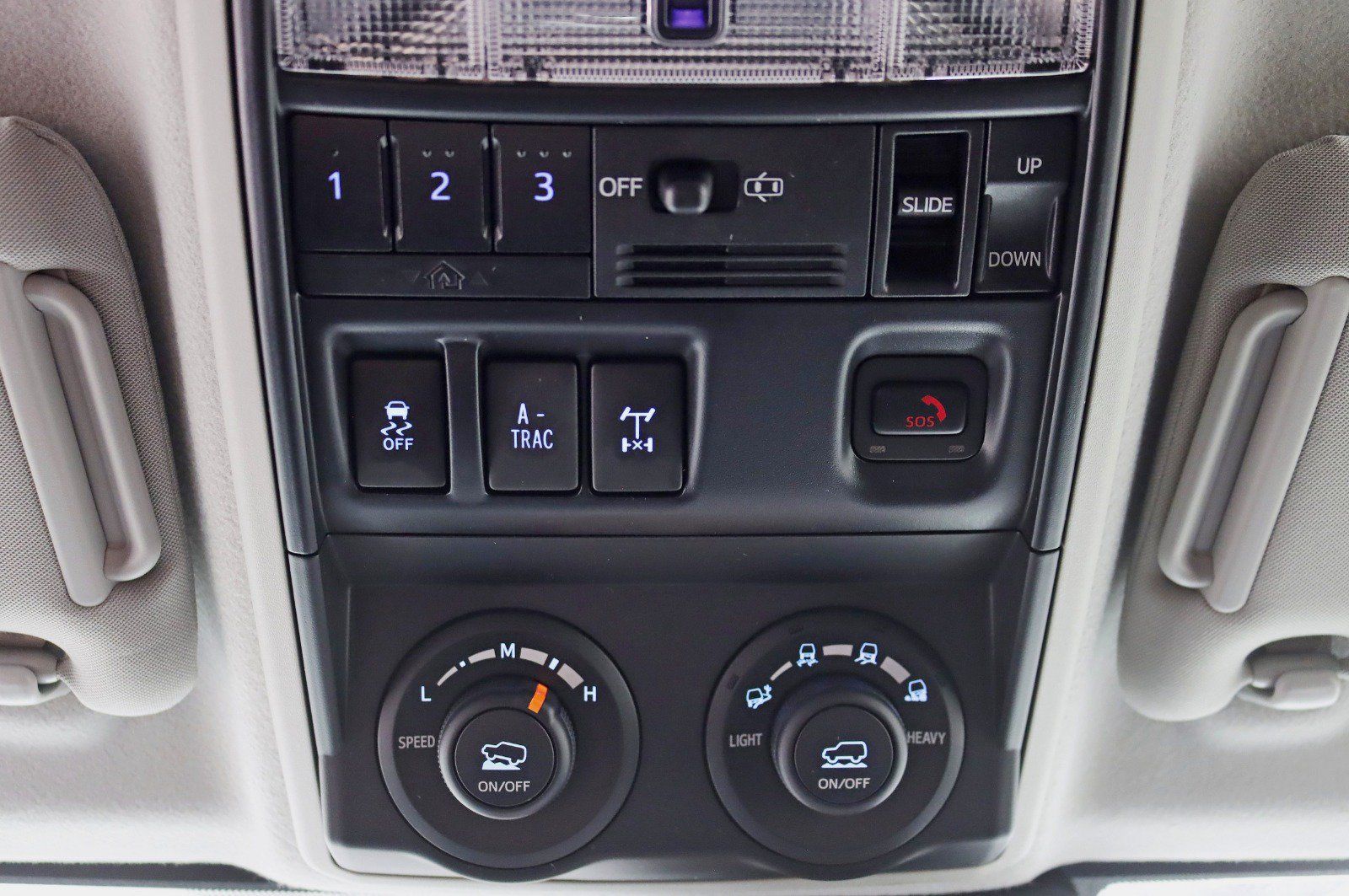 Used 2021 Toyota 4Runner TRD Off-Road Premium w/ Moonroof Package AWD/4WD image 26