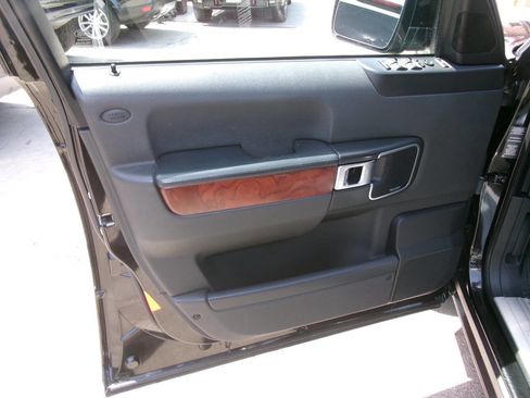 Used 2011 Land Rover Range Rover HSE LUX AWD/4WD image 24