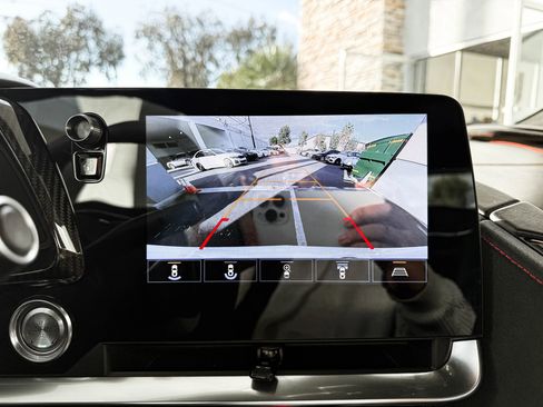 Used 2022 Chevrolet Corvette Stingray Premium Cpe w/ Z51 Performance Package image 18