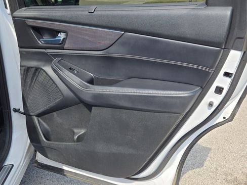 Used 2023 Acura MDX SH-AWD w/ Advance Package image 13