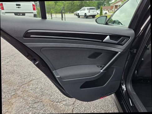 Used 2016 Volkswagen GTI S FWD image 29