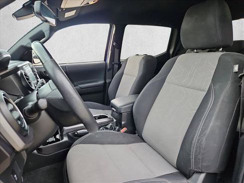 Used 2023 Toyota Tacoma TRD Sport w/ Technology Package RWD image 14
