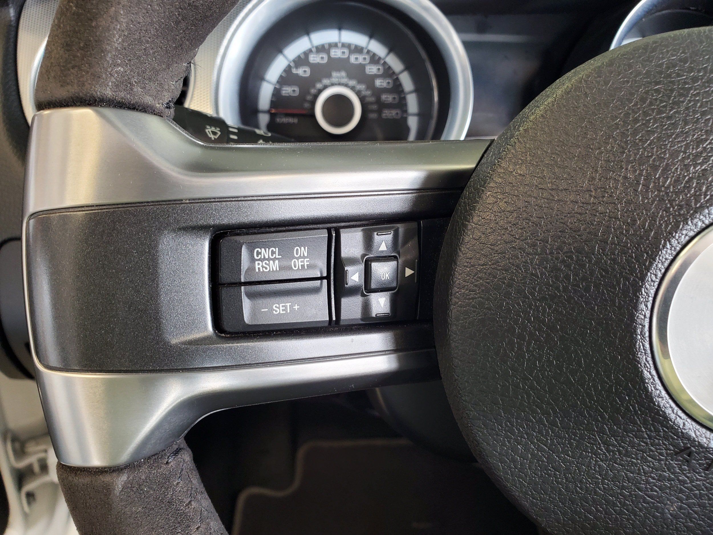 Used 2013 Ford Mustang Shelby GT500 RWD image 15