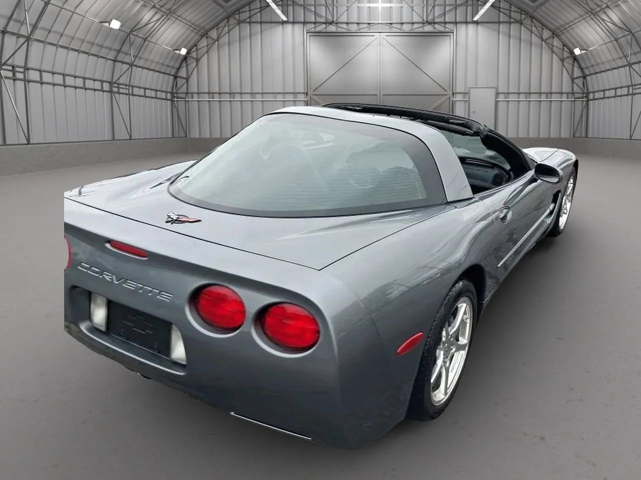Used 2004 Chevrolet Corvette Coupe w/ Preferred Equipment Group RWD image 36