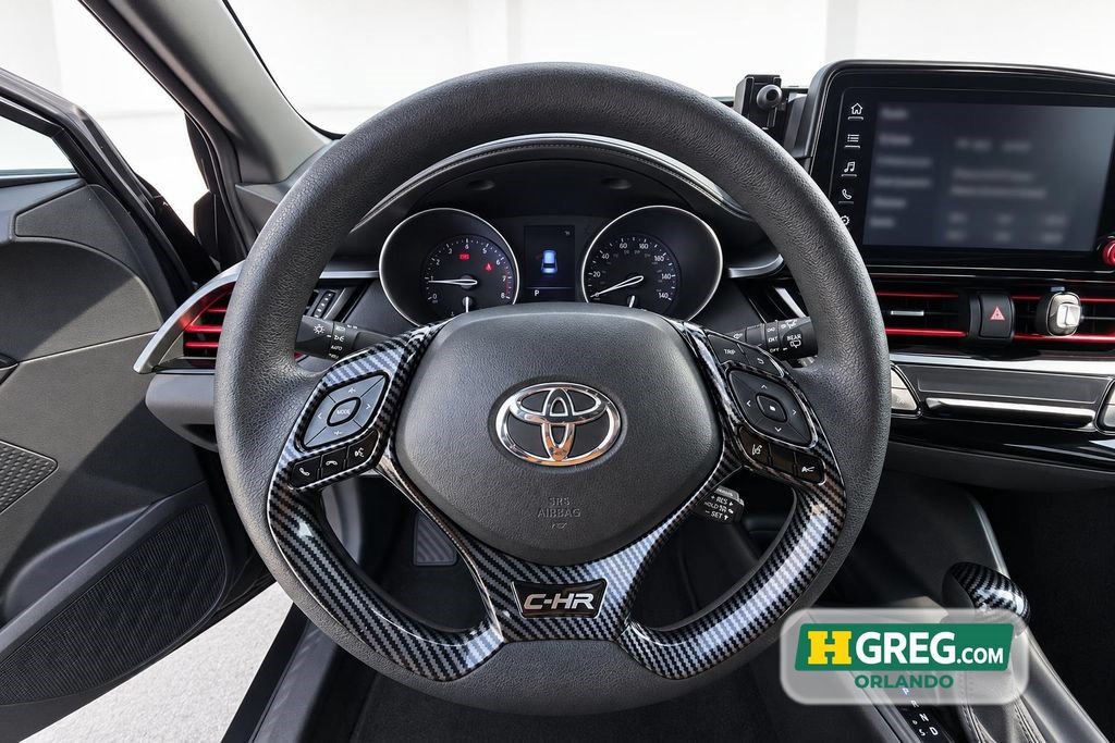 Used 2019 Toyota C-HR LE FWD image 13