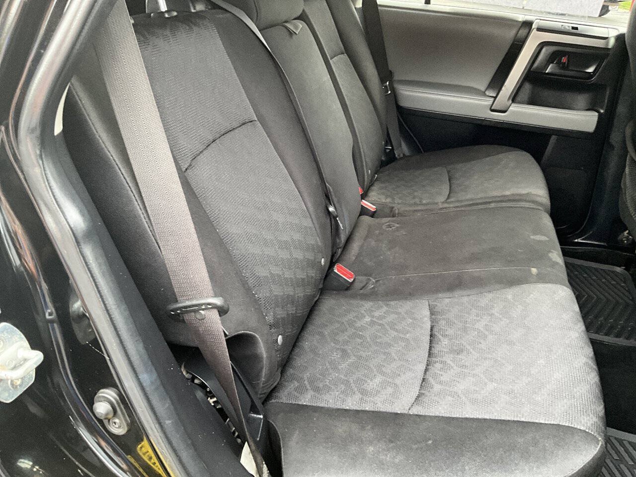Used 2011 Toyota 4Runner Trail AWD/4WD image 29
