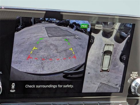 New 2025 Mitsubishi Outlander SEL image 32