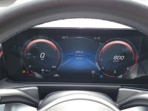 Used 2022 Mercedes-Benz GLB 250 image 23