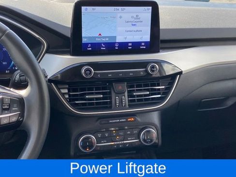 Used 2022 Ford Escape SEL w/ Technology Package FWD image 8