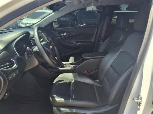 Used 2024 Chevrolet Malibu LT FWD image 17