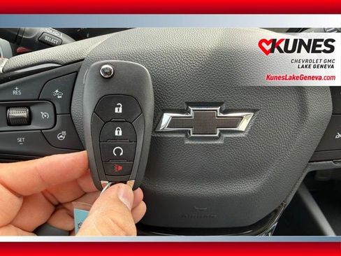 New 2026 Chevrolet Trax RS w/ Driver Confidence Package image 42