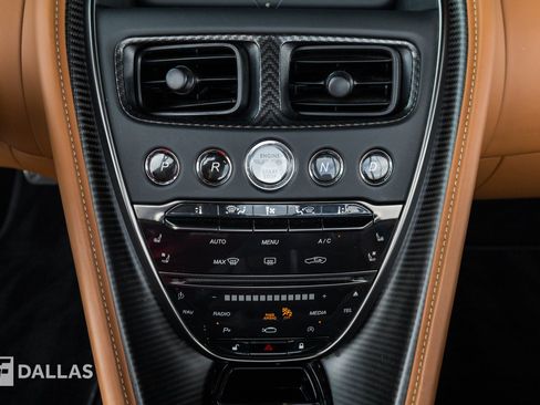 Used 2023 Aston Martin DBS Superleggera Volante RWD image 30