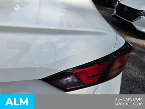Used 2025 Nissan Altima 2.5 SV FWD image 15