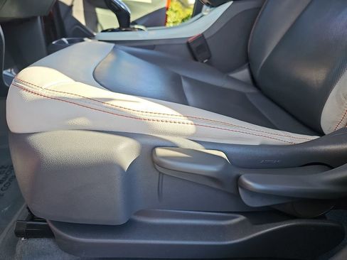 Used 2021 Chevrolet Bolt Premier w/ Infotainment Package image 27