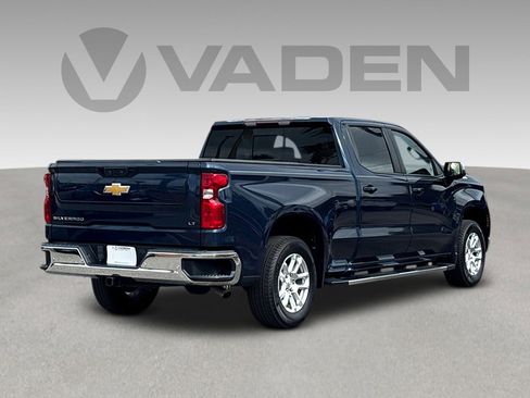 Used 2022 Chevrolet Silverado 1500 LT w/ Safety Package image 31