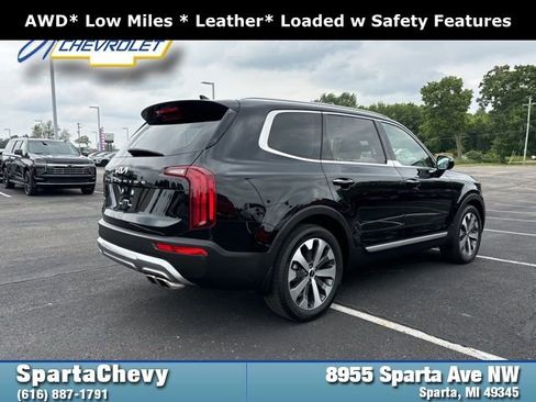 Used 2022 Kia Telluride SX image 3