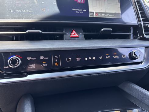 Used 2025 Kia Sportage X-Line AWD/4WD image 23