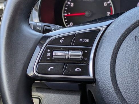 Used 2022 Kia Seltos Nightfall Edition image 28