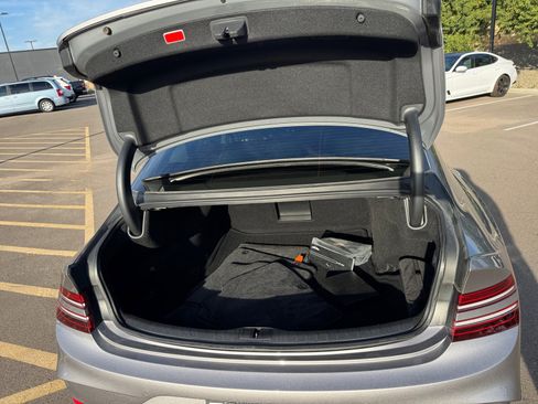 Used 2025 Genesis G80 2.5T image 34