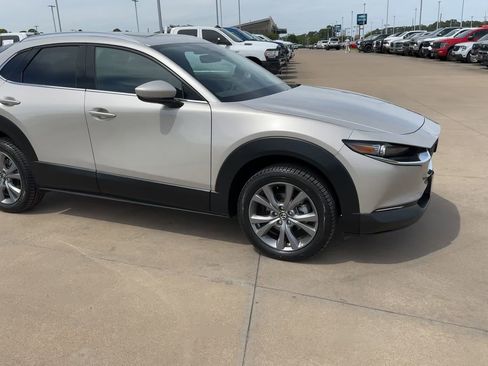 Used 2024 MAZDA CX-30 AWD 2.5 S w/ Premium Package image 3