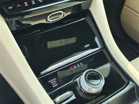 New 2026 Jeep Grand Cherokee L Limited image 28