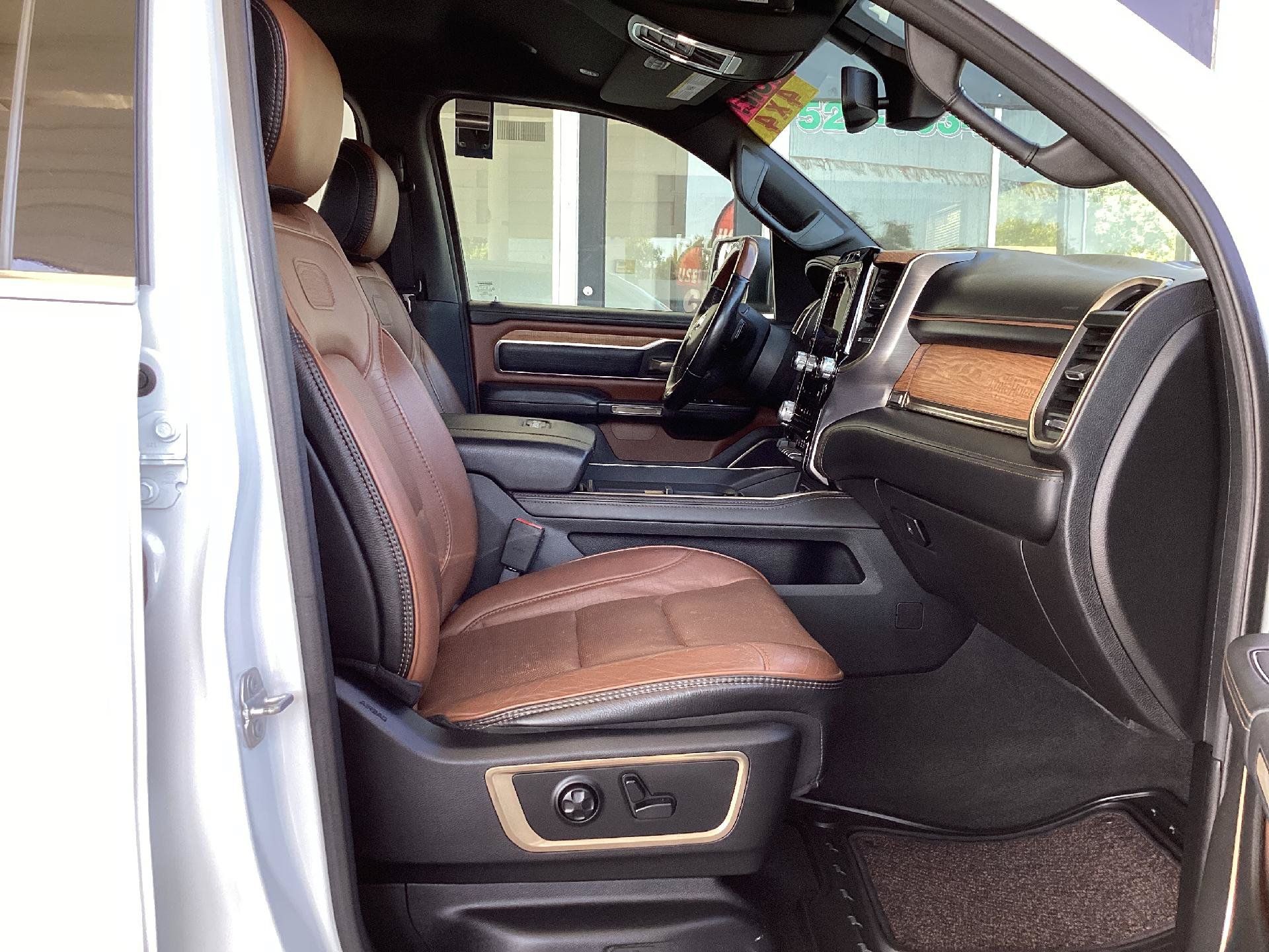 Used 2019 RAM 1500 Limited AWD/4WD image 14