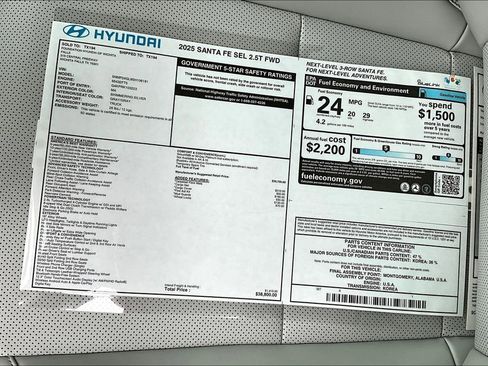 Used 2025 Hyundai Santa Fe SEL FWD image 22