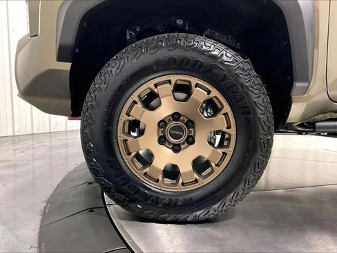 New 2026 Toyota Tacoma 4x4 Double Cab Hybrid image 12