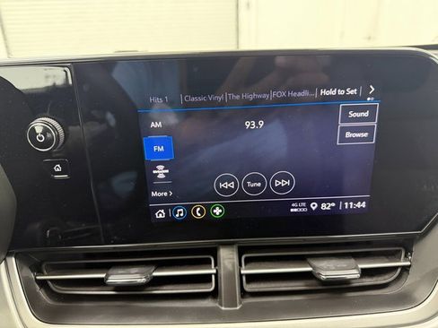 Used 2024 Chevrolet Trax LS w/ LS Convenience Package image 16