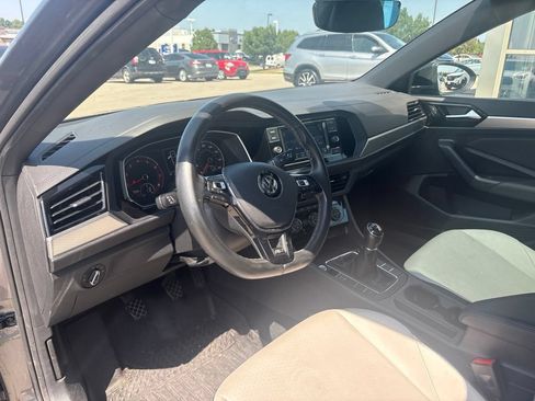 Used 2021 Volkswagen Jetta R-Line FWD image 10