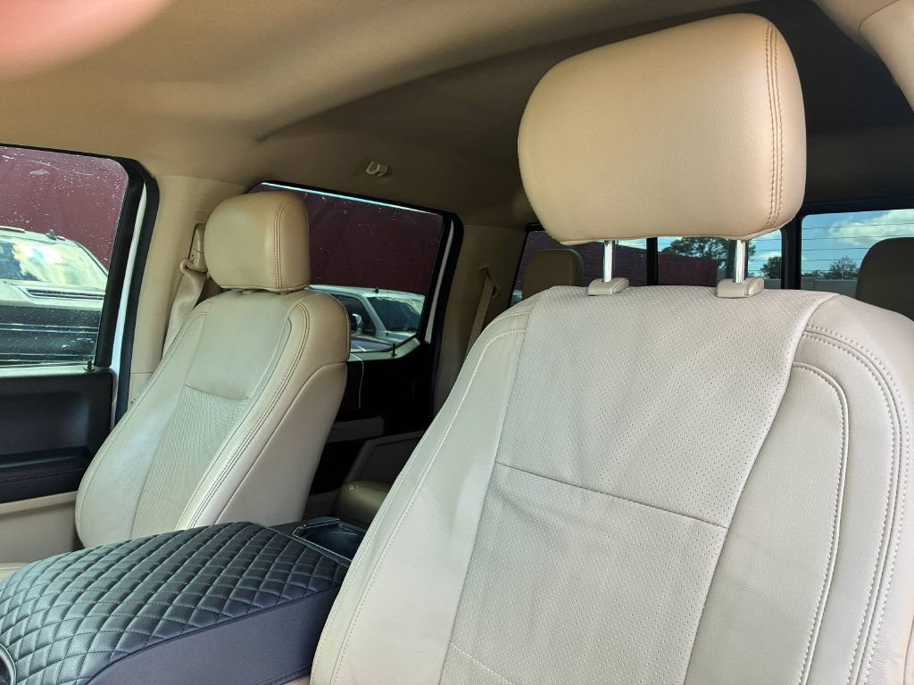 Used 2019 Ford F250 Lariat w/ Lariat Ultimate Package AWD/4WD image 12