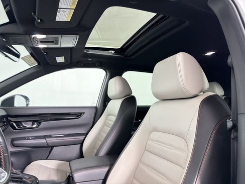 Used 2025 Honda CR-V Sport Touring image 14