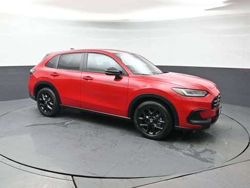 Used 2024 Honda HR-V Sport image 8