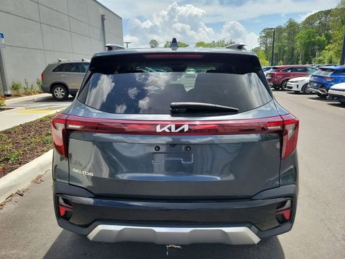 Used 2024 Kia Seltos S FWD image 8