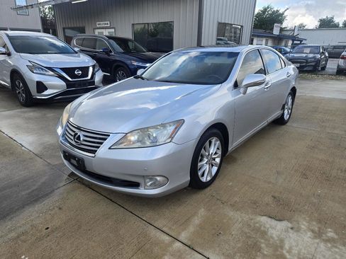 Used 2011 Lexus ES 350 FWD image 3