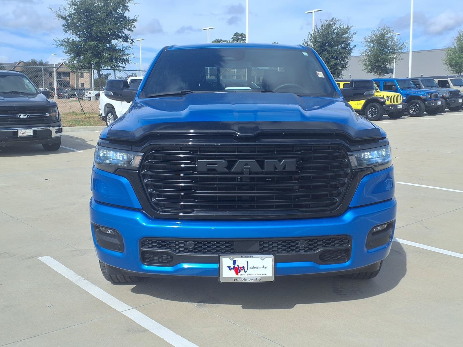 Used 2025 RAM 1500 Laramie w/ Night Edition AWD/4WD image 4