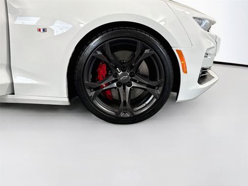 Used 2023 Chevrolet Camaro SS RWD image 34