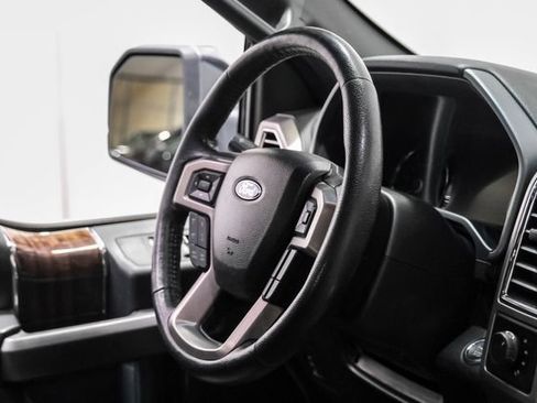 Used 2015 Ford F150 Platinum w/ Equipment Group 701A Luxury AWD/4WD image 15