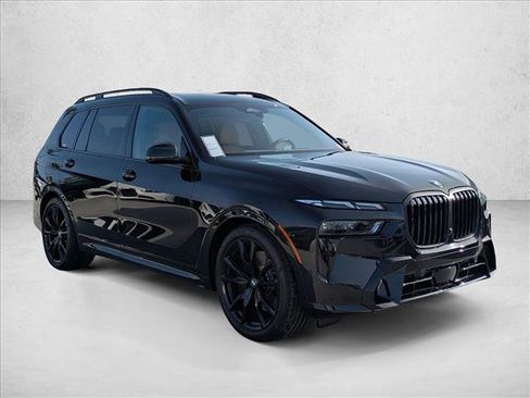 New 2026 BMW X7 xDrive40i w/ M Sport Package image 7