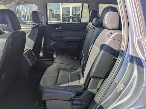 Used 2021 Volkswagen Atlas SEL image 15