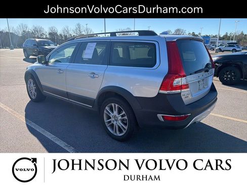 Used 2016 Volvo XC70 T5 Platinum w/ Protection Package image 16