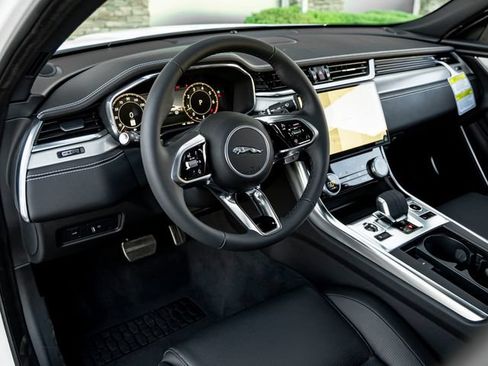 New 2024 Jaguar XF R-Dynamic SE AWD/4WD image 17