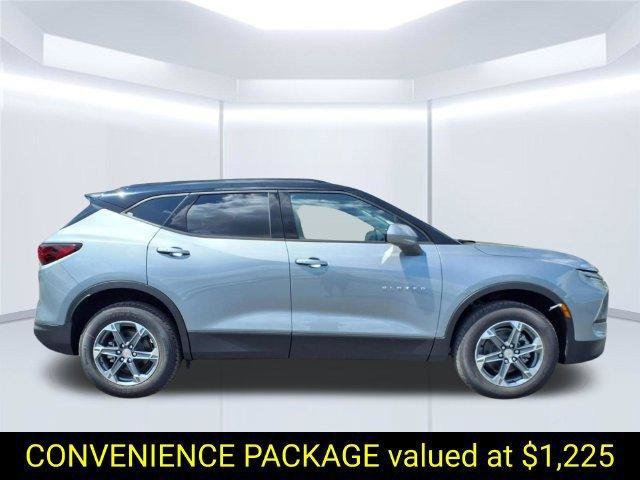 New 2026 Chevrolet Blazer LT w/ Convenience Package AWD/4WD image 2
