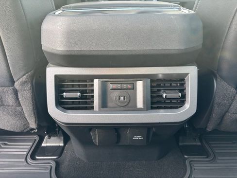 Used 2024 Ford F250 Lariat w/ Lariat Ultimate Package image 23