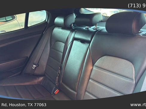 Used 2019 Kia Stinger GT2 image 29