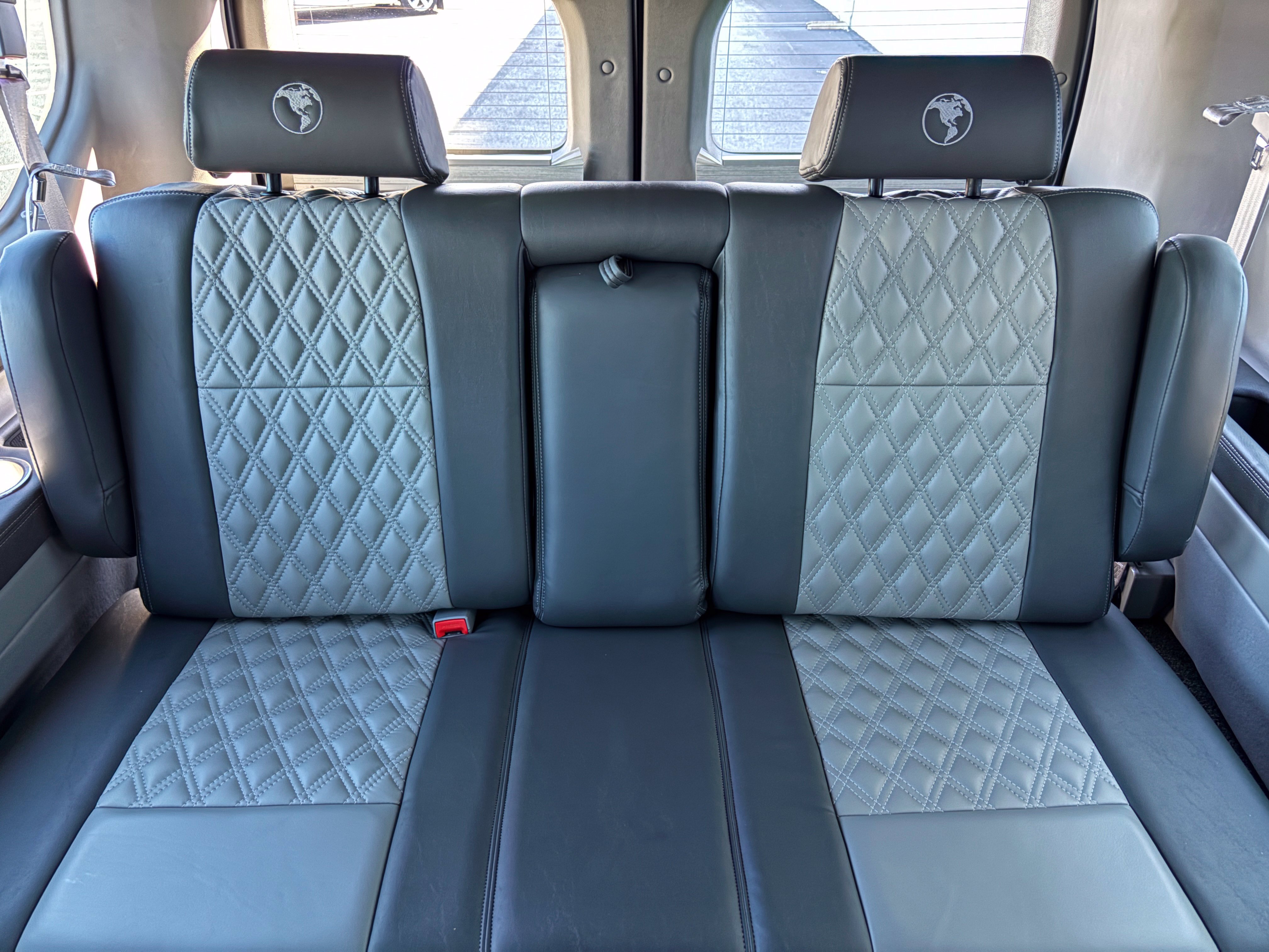 Used 2024 Ford Transit 150 Low Roof RWD image 42