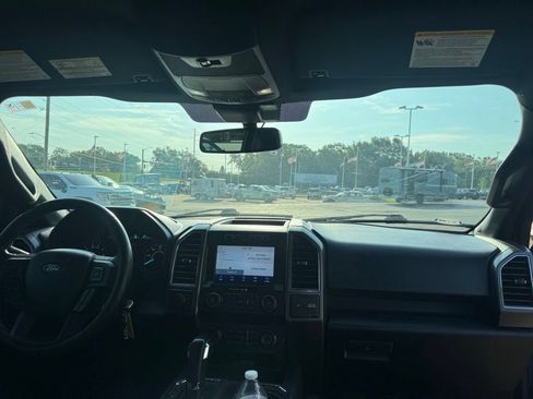 Used 2020 Ford F150 XLT w/ Equipment Group 302A Luxury AWD/4WD image 11