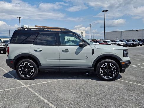 Certified 2024 Ford Bronco Sport Outer Banks w/ Tech Package AWD/4WD image 7